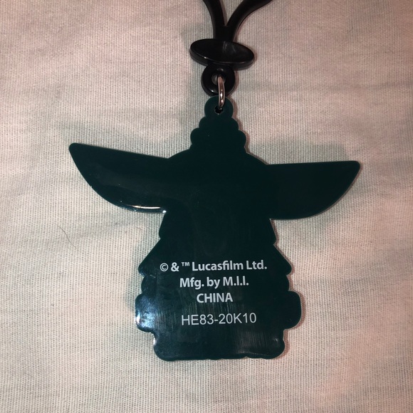 NWT Star Wars Baby Yoda Unknown Species Keychain - Picture 3 of 3